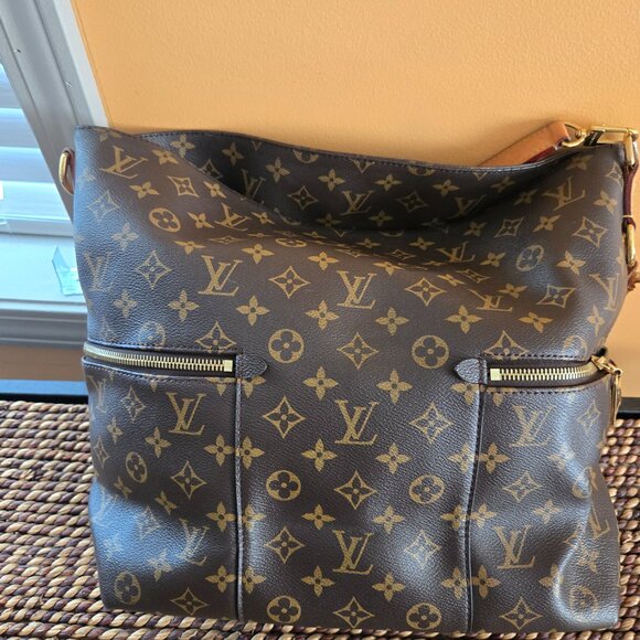 AUTHENTIC LOUIS VUITTON MONOGRAM CANVAS BAG - Picture 4 of 6